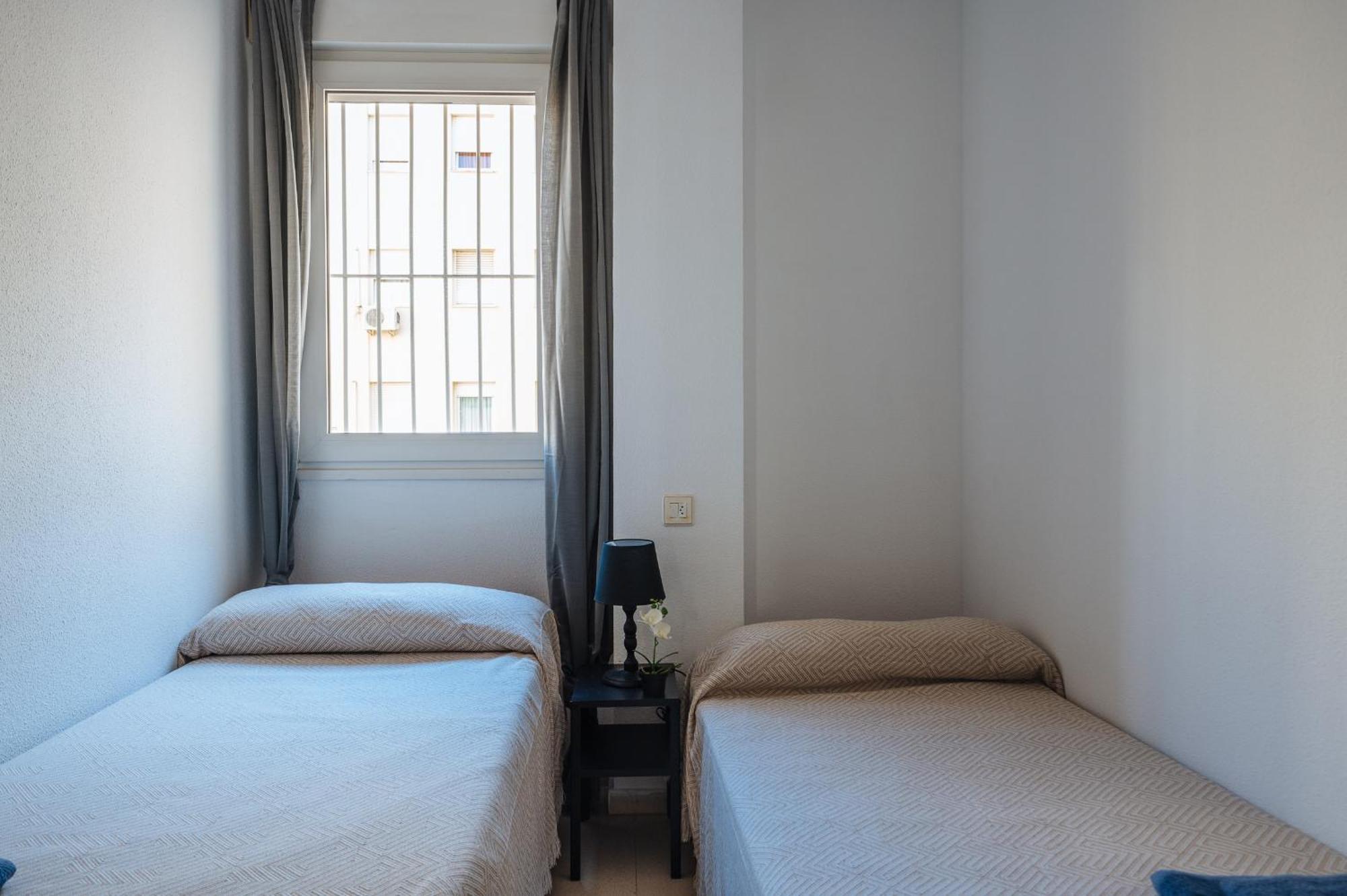Apartamento Piso Familiar Virgen Del Rocio Sevilla Exterior foto